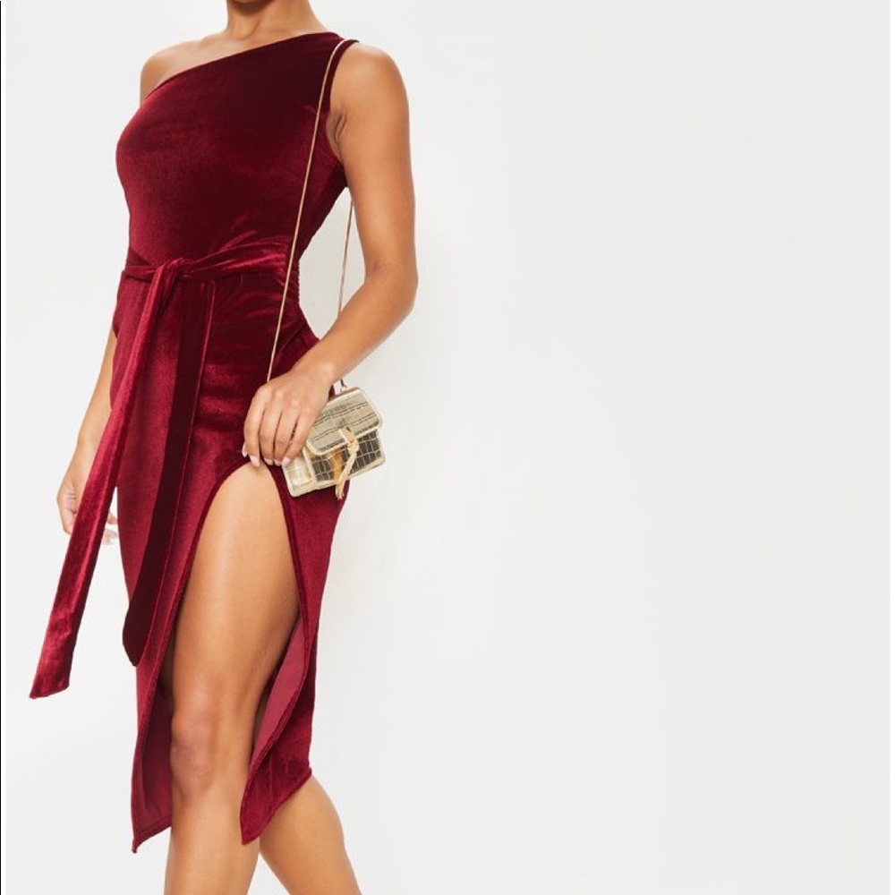 PLT Velvet Burgundy Dress (SOLD OUT!!!!)